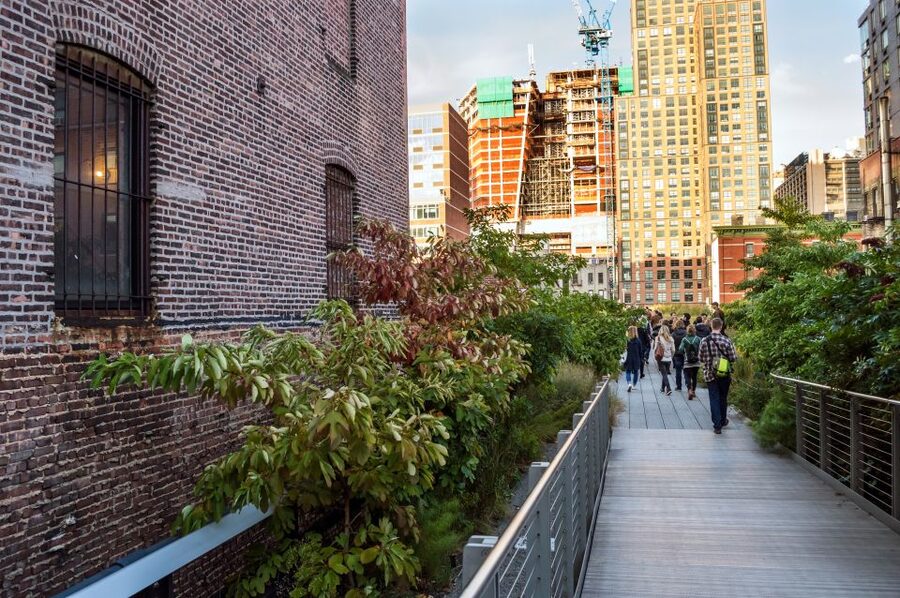 Meatpacking District: Chelsea Market and The Highline Tour - Architecture, hotels, and the new Meatpacking District