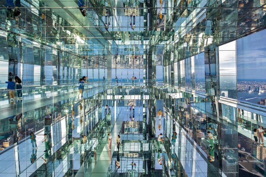 Midtown Manhattan Guided Tour w/ SUMMIT One Vanderbilt Entry - Times Square and Broadway in 25 minutes