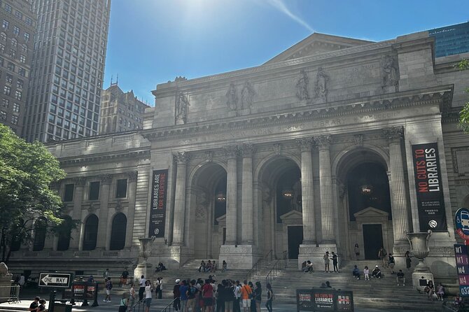 Midtown Manhattan: Times Square & Skyscrapers Walking Tour - St. Patrick’s Cathedral brings a change of mood