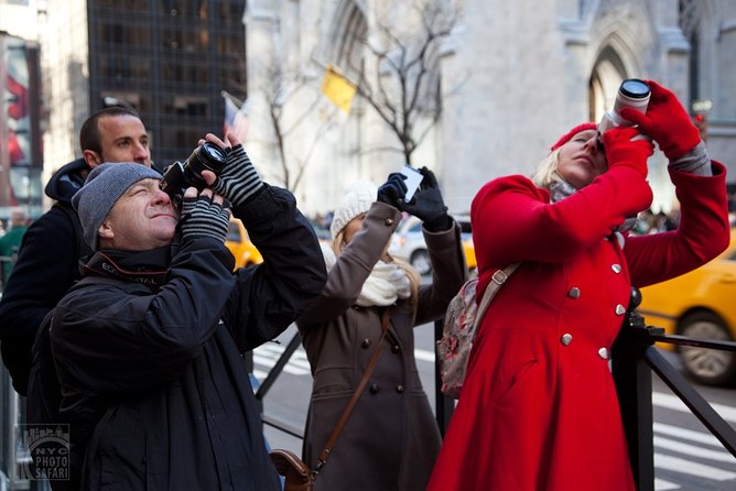 Midtown NYC Photo Safari - Photographing a moving subway train