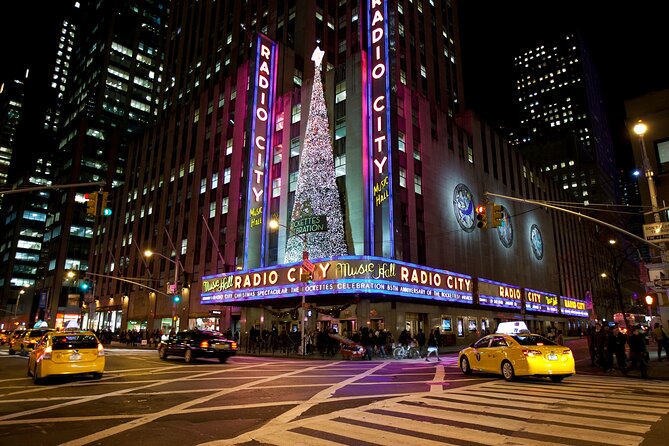 Mob Hits of Midtown: NYC Self-Guided Crime Mystery Walk - Park Central Hotel and the first city clues