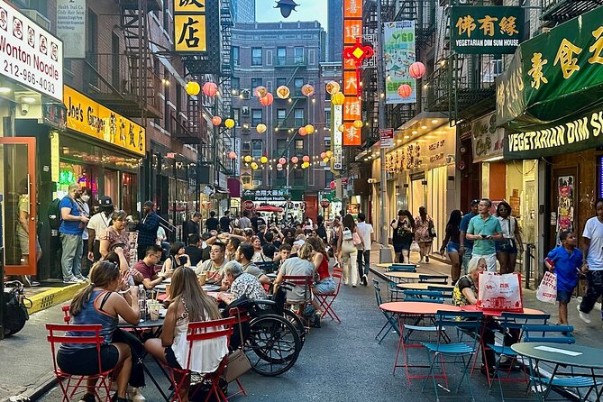 Mom and Pop Food Tour in Chinatown and Little Italy - The food stops are the real measure of value