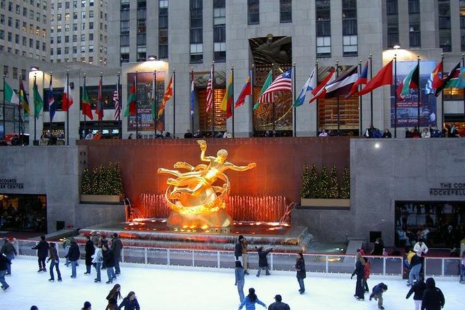New York Christmas Holiday Small-Group Walking Tour - Rockefeller Center and the famous tree