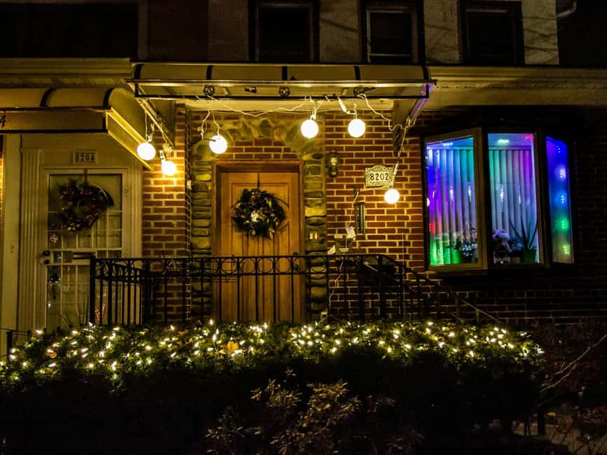 New York Christmas Lights Tour by BUS - From Times Square to Brooklyn by bus