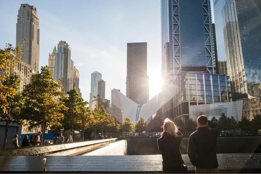 New York City: 9/11 Memorial - Ground Zero Walking Tour - Paying respects at the Firefighter’s Memorial