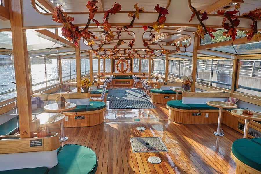 New York City: Afternoon Fall Foliage Lunch Cruise - Who will get the most from this cruise