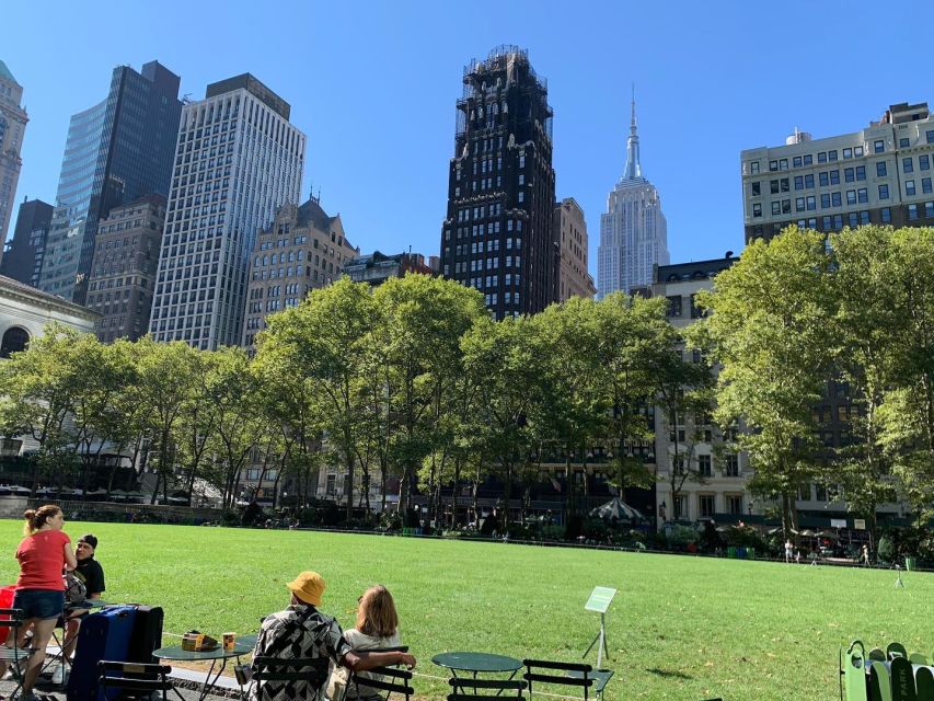 New York City: Art Deco and Architecture Landmarks Tour - Moving along 42nd Street
