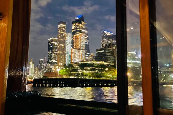 New York City Bright Lights Skyline Cruise on Yacht - The included drink and onboard atmosphere
