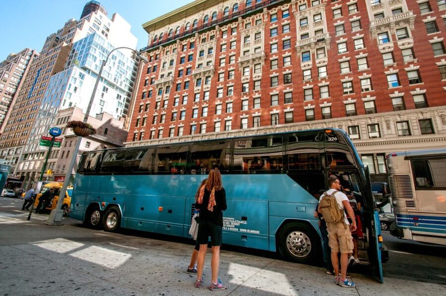 New York City: Bus Tour from Manhattan - Fifth Avenue, Rockefeller Center, and the Empire State Building