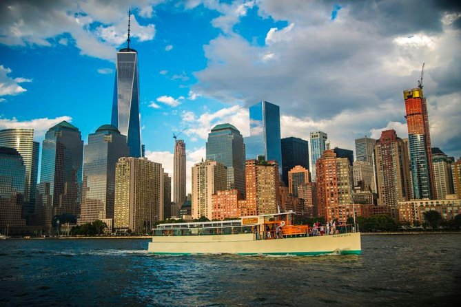 New York City: Champagne, Cheese, Caviar & Sightseeing Cruise - Boarding at Pier 62 in Chelsea