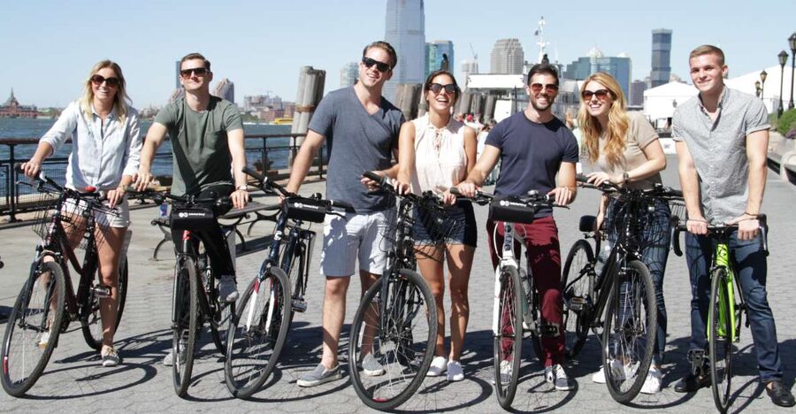 New York City: City Highlights Guided Bike or eBike Tour - Starting near Chambers Street and the Brooklyn Bridge