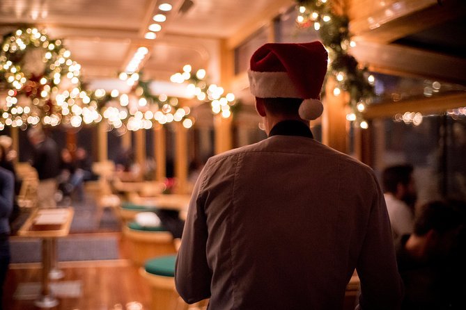 New York City Cocoa and Carols Holiday Cruise - Cocoa, cookies, jazz, and carols
