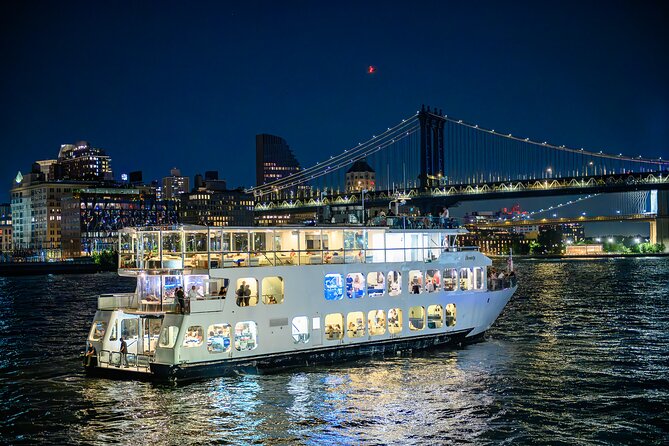 New York City Dinner Cruise on Luxury Yacht with Live Music - A moving view of New York after dark