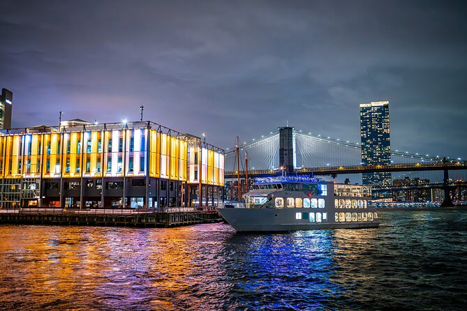 New York City Dinner Cruise on Luxury Yacht with Live Music - Live music, the bar, and the outdoor deck
