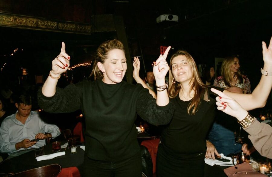 New York City: Dueling Pianos Show - Who will enjoy this show most