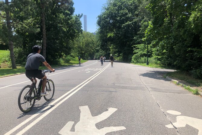 New York City E Bike Rentals - Downtown and the Brooklyn Bridge require a longer rental