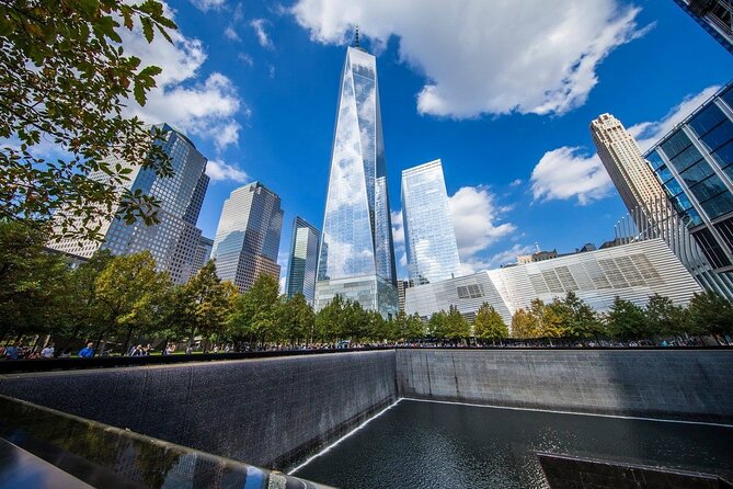 New York City Fortune Tour 1-Day Sightseeing Adventure - Midtown turns wealth into media, luxury, and spectacle