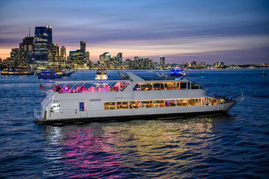 New York City: Gourmet Dinner Cruise with Live Music - The music happens on the VIP deck