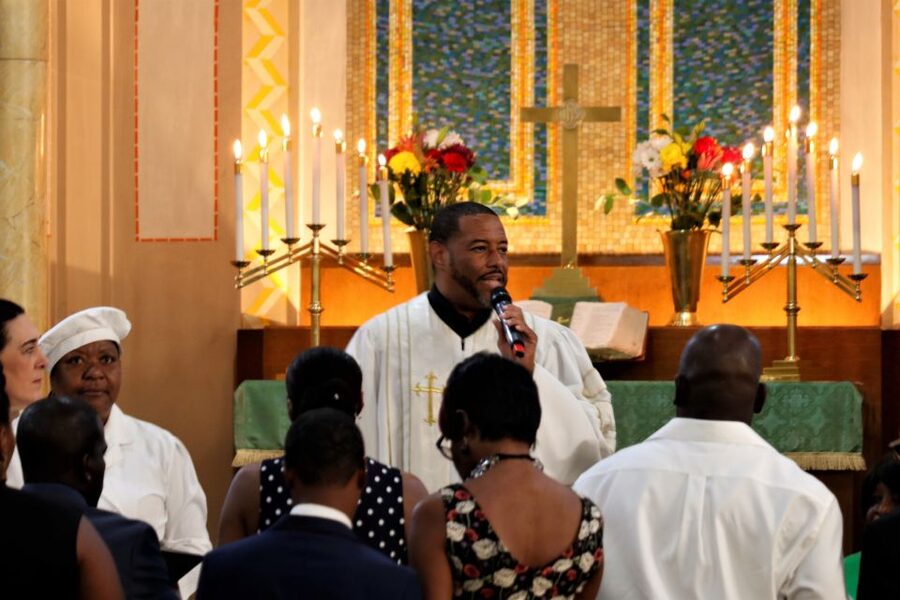 New York City: Harlem Gospel Experience Walking Tour - Starting at the Schomburg Center on Malcolm X Boulevard