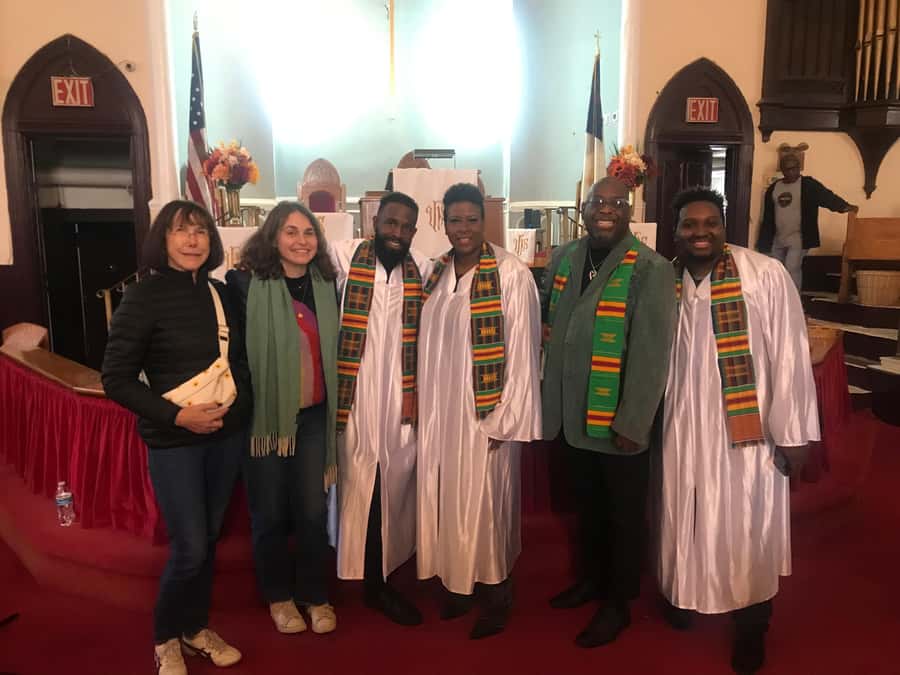 New York City: Harlem Gospel Live Music Concert - Why Harlem Adds Meaning to the Music