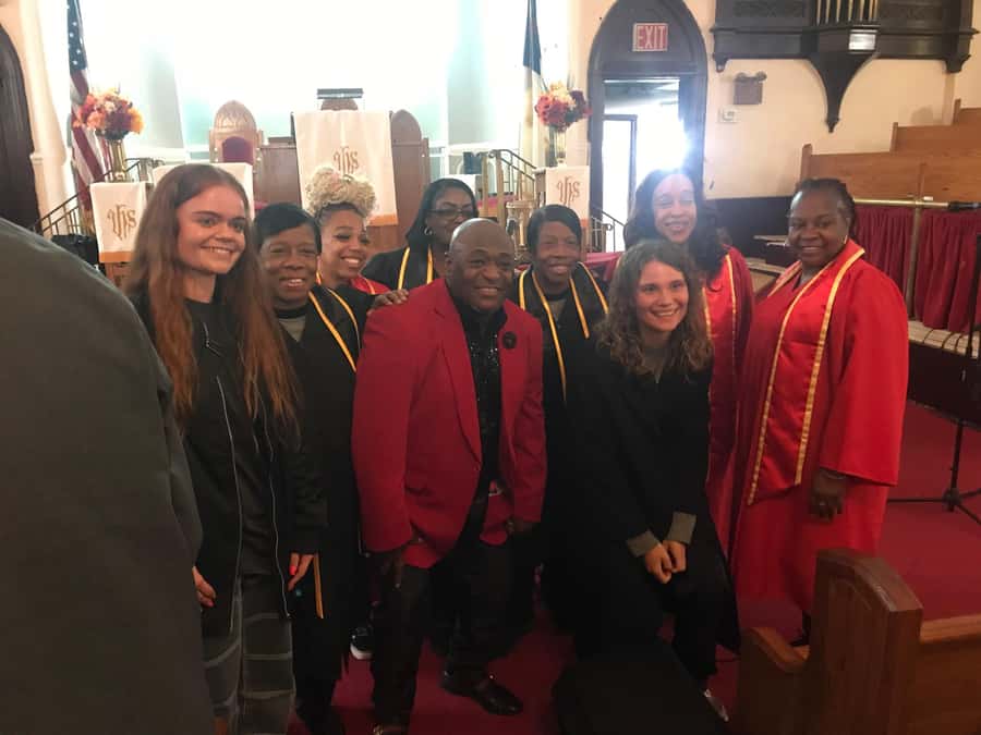 New York City: Harlem Gospel Live Music Concert - My Take on the Music and Atmosphere