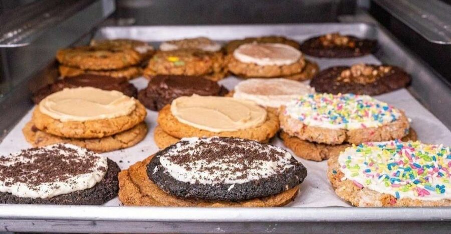 New York City: Hell's Kitchen Food & Central Park Combo Tour - Why this combination works in Midtown