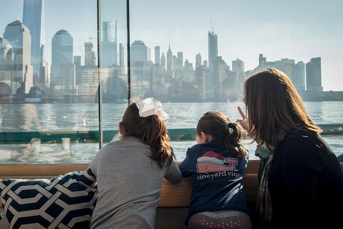 New York City Holiday Brunch Cruise on Classic Boat - Battery Park City, the Financial District, and Lady Liberty