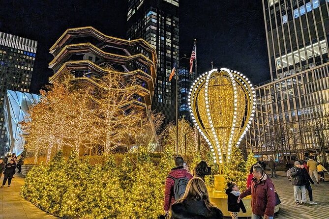 New York City Holiday Lights Tour - Walking the High Line after sunset