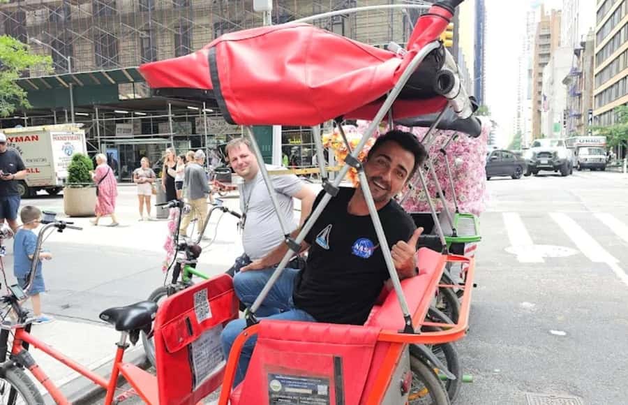 New York City: Home Alone 2 Movie Locations Pedicab Tour - Key points at a glance