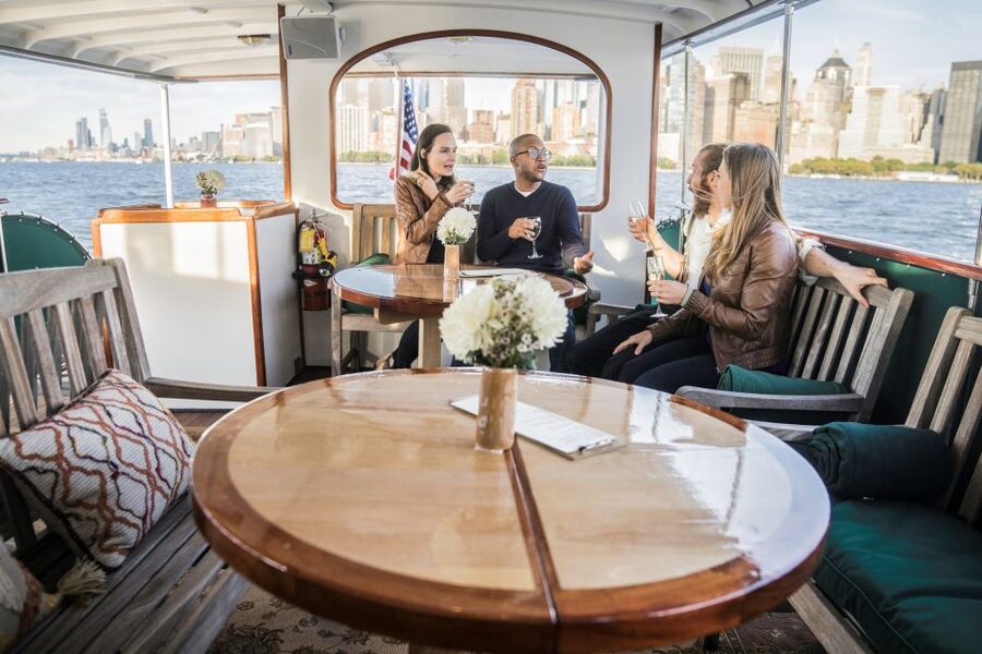 New York City: Mini Yacht Boat Ride with Sightseeing - What the Yacht Full Moon is like