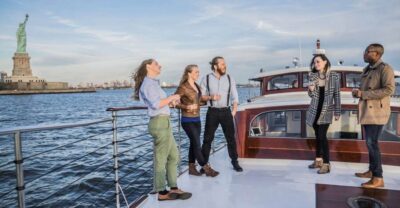Mini Yacht Boat Ride with Sightseeing