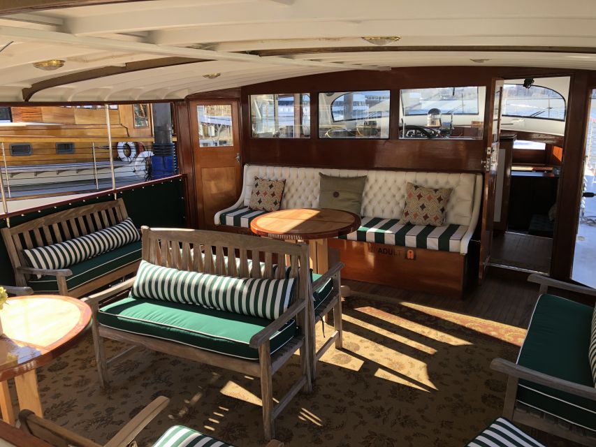 New York City: Mini Yacht Boat Ride with Sightseeing - Who will enjoy this cruise most?