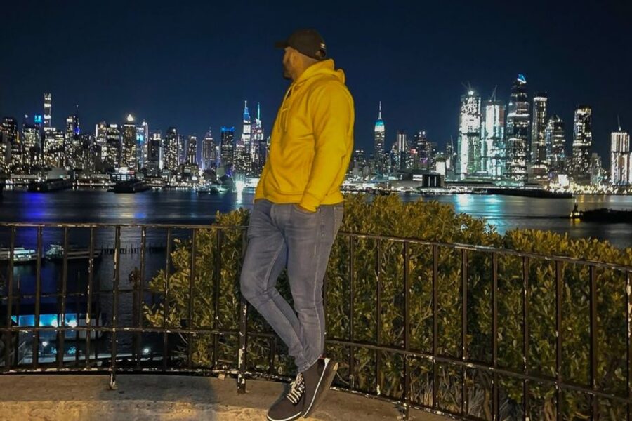 New York City: Night Skyline Bus Tour with Pizza Slice - Hamilton Park and the final Manhattan panorama