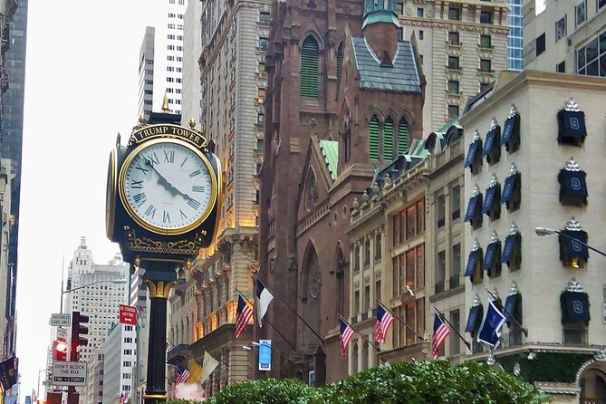 New York City Night Tour with Private Local Guide - DUMBO: old industrial blocks, new city life