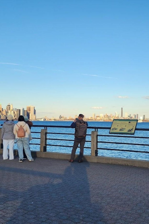 New York City Night Views - A panoramic hop-on-hop-off tour - Key points at a glance