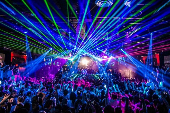 New York City Nightclub Tour - Dress, identification, and age rules