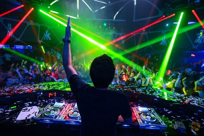 New York City Nightclub Tour - Who should book this experience?