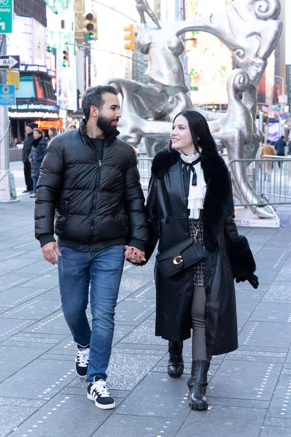 New York City: Photoshoot - Times Square - Why a Times Square photo session can be worth it