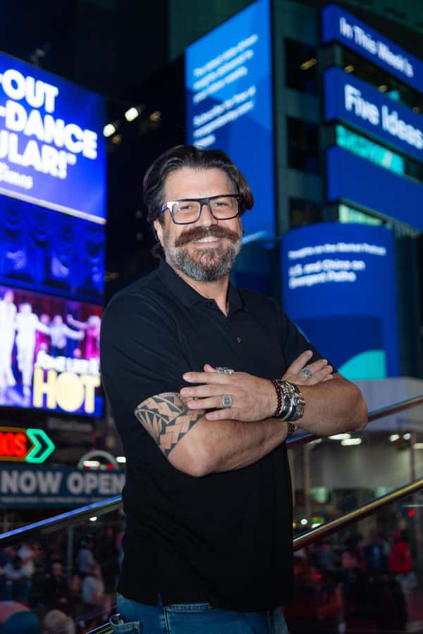 New York City: Photoshoot - Times Square - The 50 to 80 edited photos