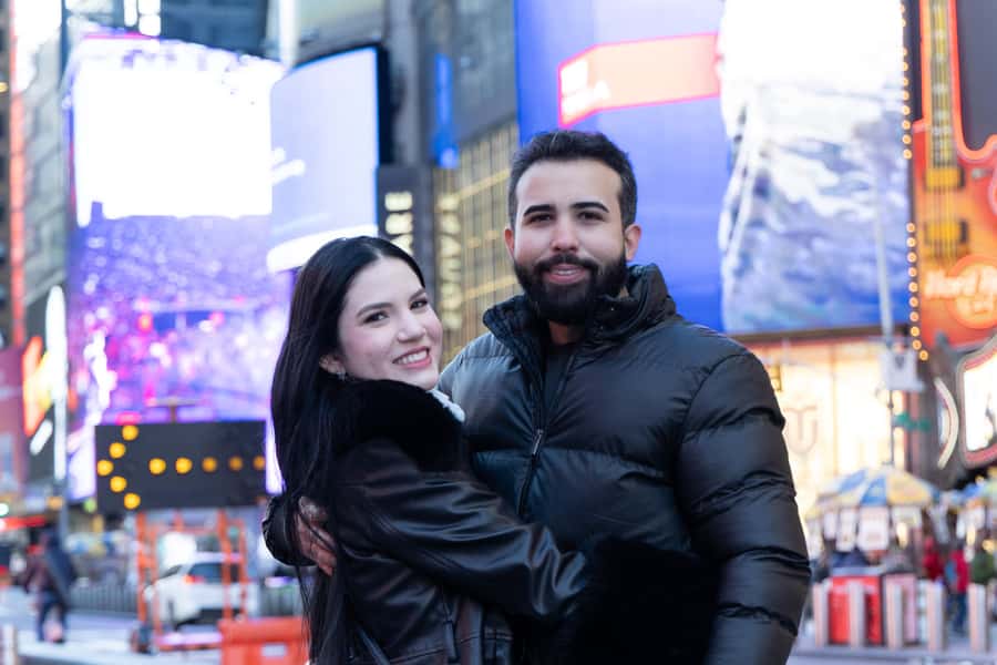 New York City: Photoshoot - Times Square - Meeting at Hard Rock Cafe New York