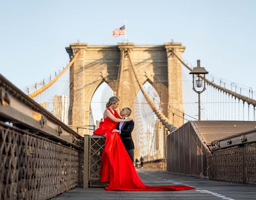 New York City: professional photoshoot Dumbo or Central Park - Starting at Pebble Beach in DUMBO