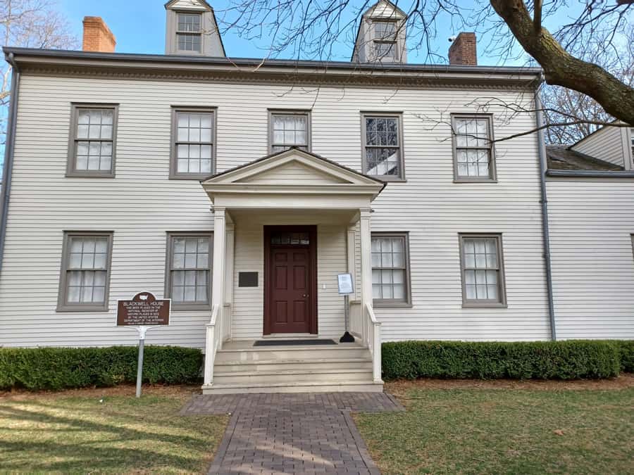 New York City: Roosevelt Island Walking Tour with Tram Ride - Key points to know before booking