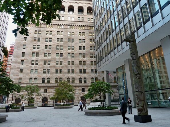 New York City's Financial District: A Self-Guided Audio Tour - A quick walk through New York’s money district