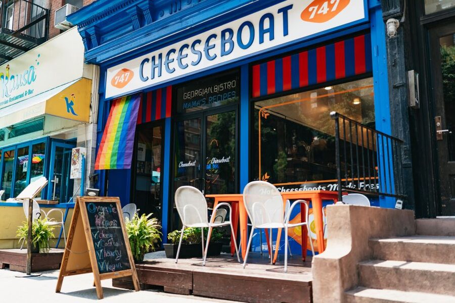 New York City's Hell's Kitchen: Walking Food Tour - Meatballs, mezze, and a sweet finish