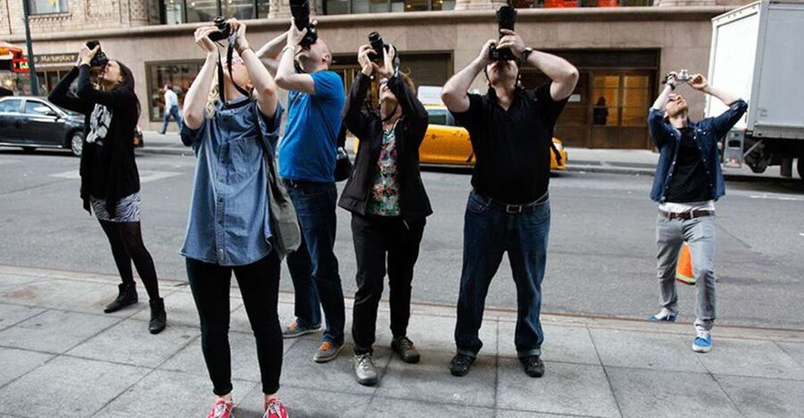 New York City’s Iconic Sights: 3-Hour Photography Tour - Manhattan landmarks become your photography studio