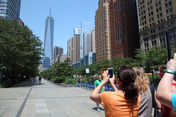 New York City Sightseeing Tour by Coach - A fast way to see Manhattan from north to south
