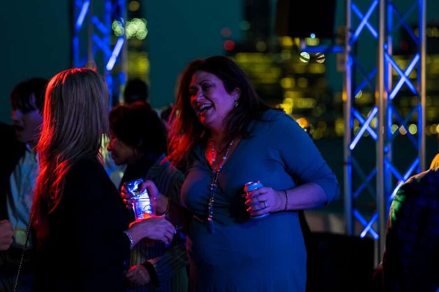 New York City: Sip 'N Groove Evening Cruise with Live DJ - A DJ cruise, not a quiet harbor ride