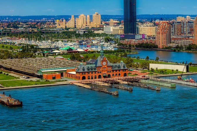 New York City Skyline and Statue of Liberty Cruise - What you actually see from Pier 36