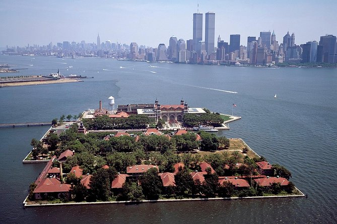 New York City Skyline and Statue of Liberty Cruise - Ellis Island, Liberty State Park, and the return trip