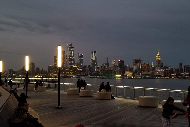 New York City Skyline at Night Guided Tour - Why the New Jersey view is worth your evening